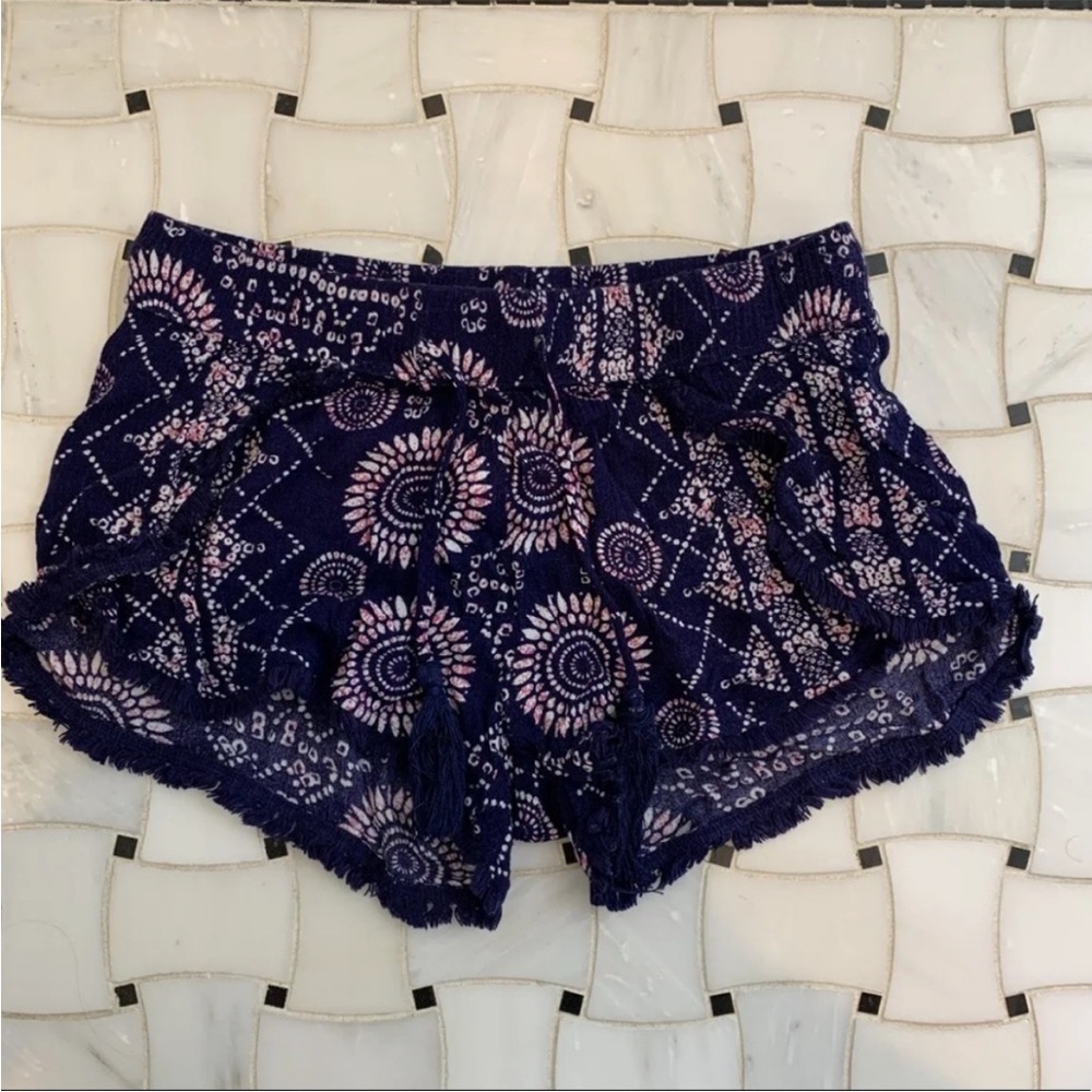 Vintage Havana Navy and Pink Patterned Shorts 10-12 medium